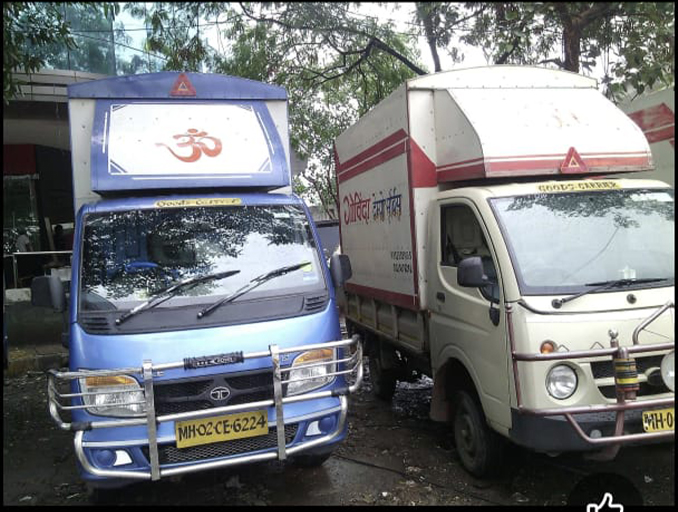 Govinda Tempo Service vehicle on duty