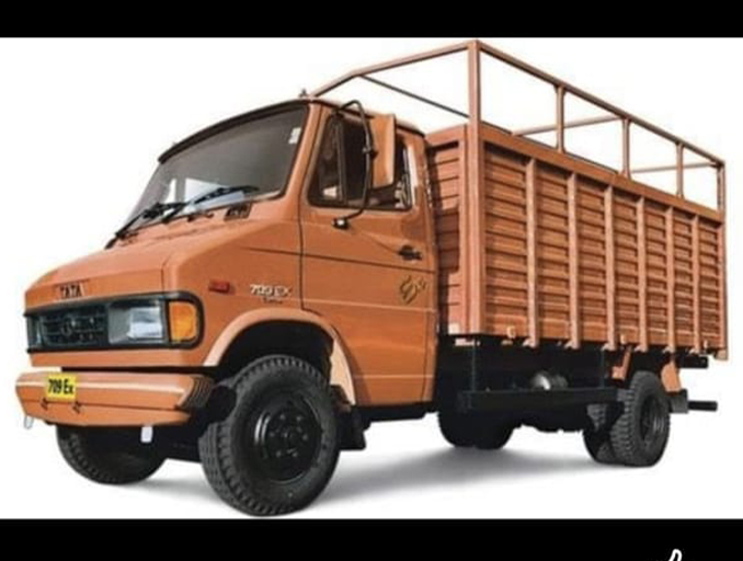 Govinda Tempo Service vehicle on duty